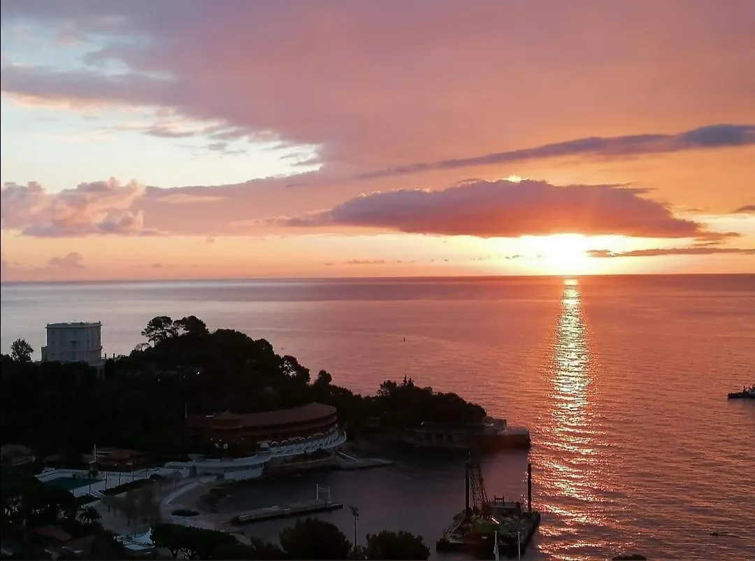 Monaco - Luxury Apartment Fantastic Sea View- 1 Bedroom Roquebrune-Cap-Martin